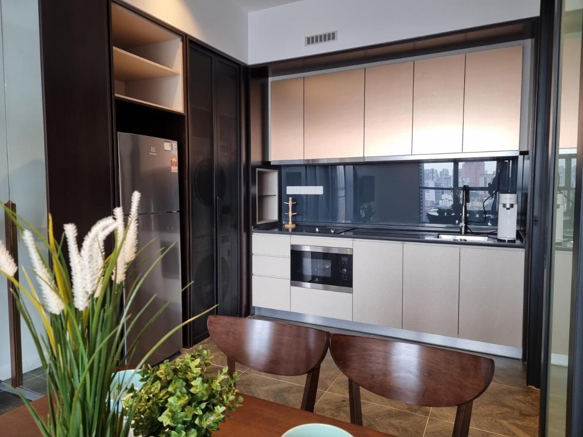 Scarletz Suites Klcc By De Harlequins Guesthouse Kuala Lumpur Esterno foto