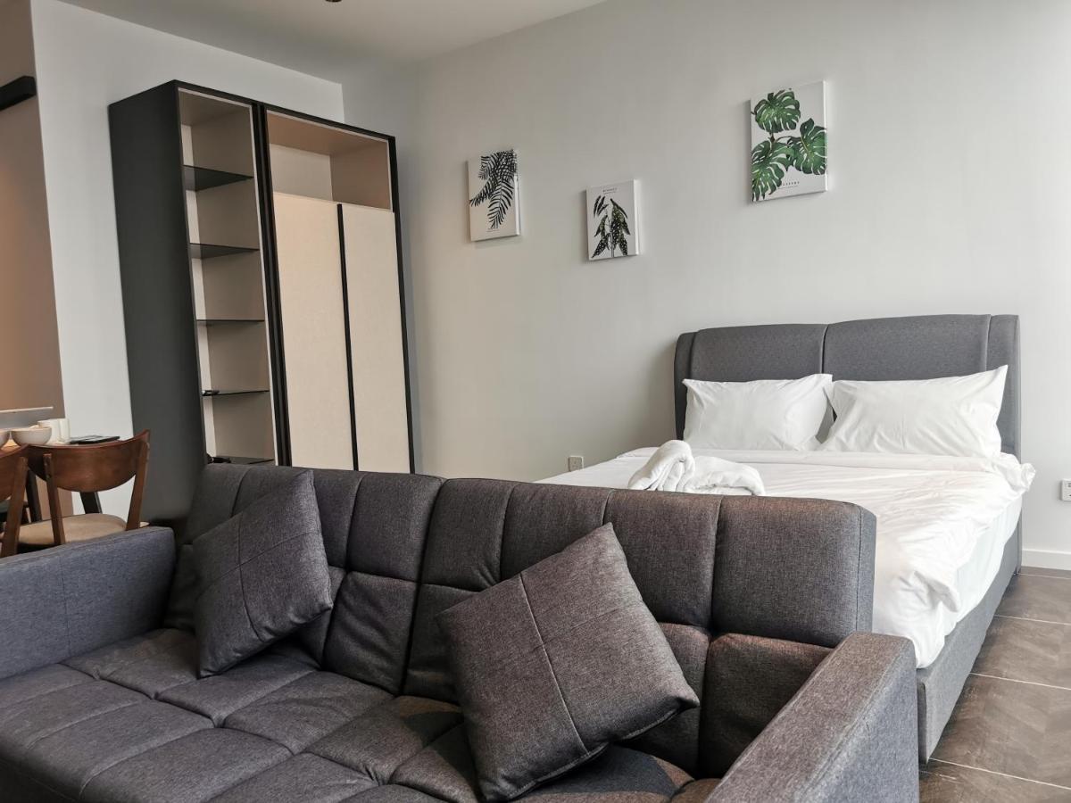Scarletz Suites Klcc By De Harlequins Guesthouse Kuala Lumpur Esterno foto