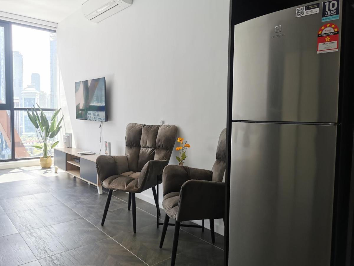 Scarletz Suites Klcc By De Harlequins Guesthouse Kuala Lumpur Esterno foto