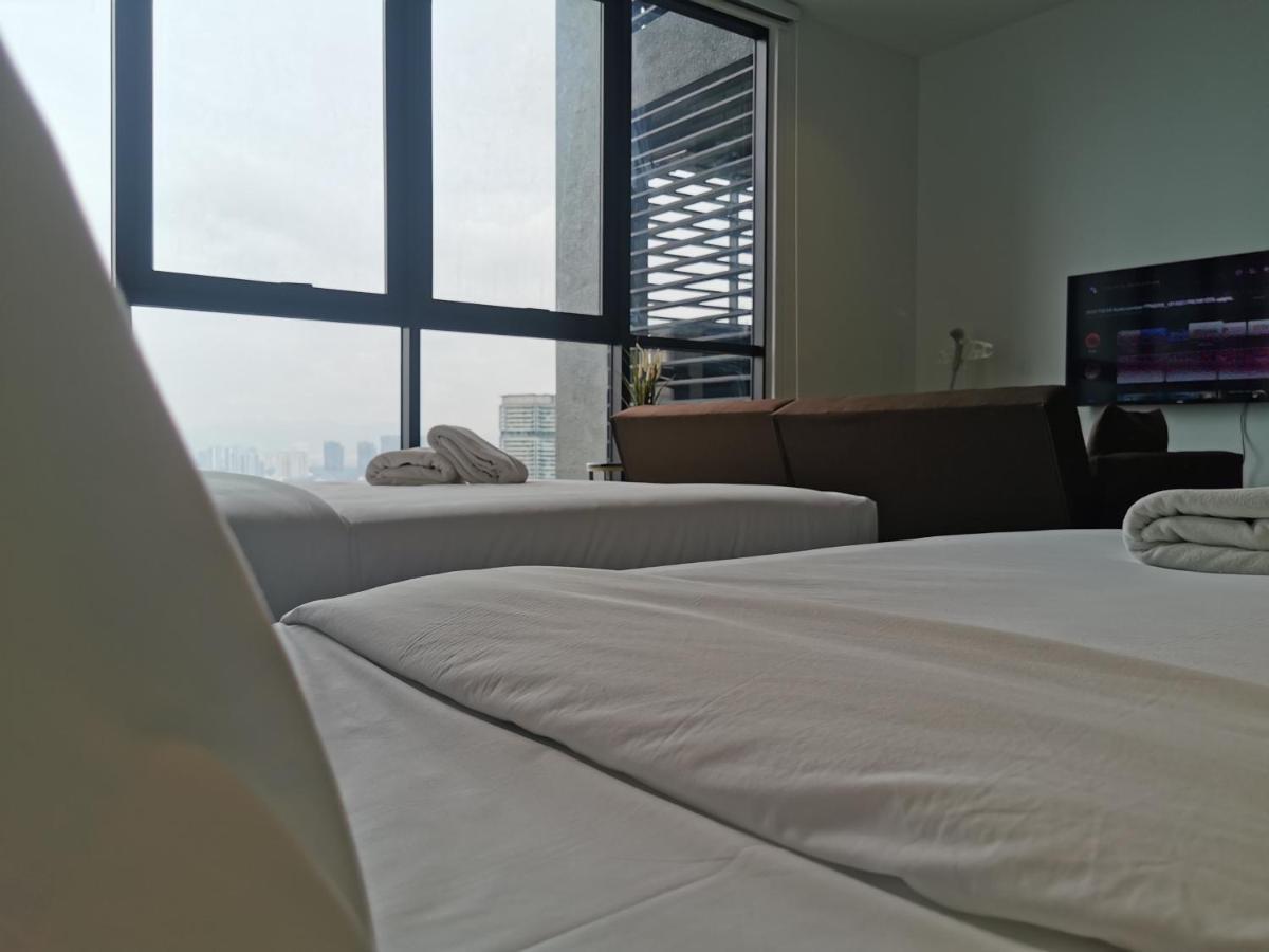 Scarletz Suites Klcc By De Harlequins Guesthouse Kuala Lumpur Esterno foto