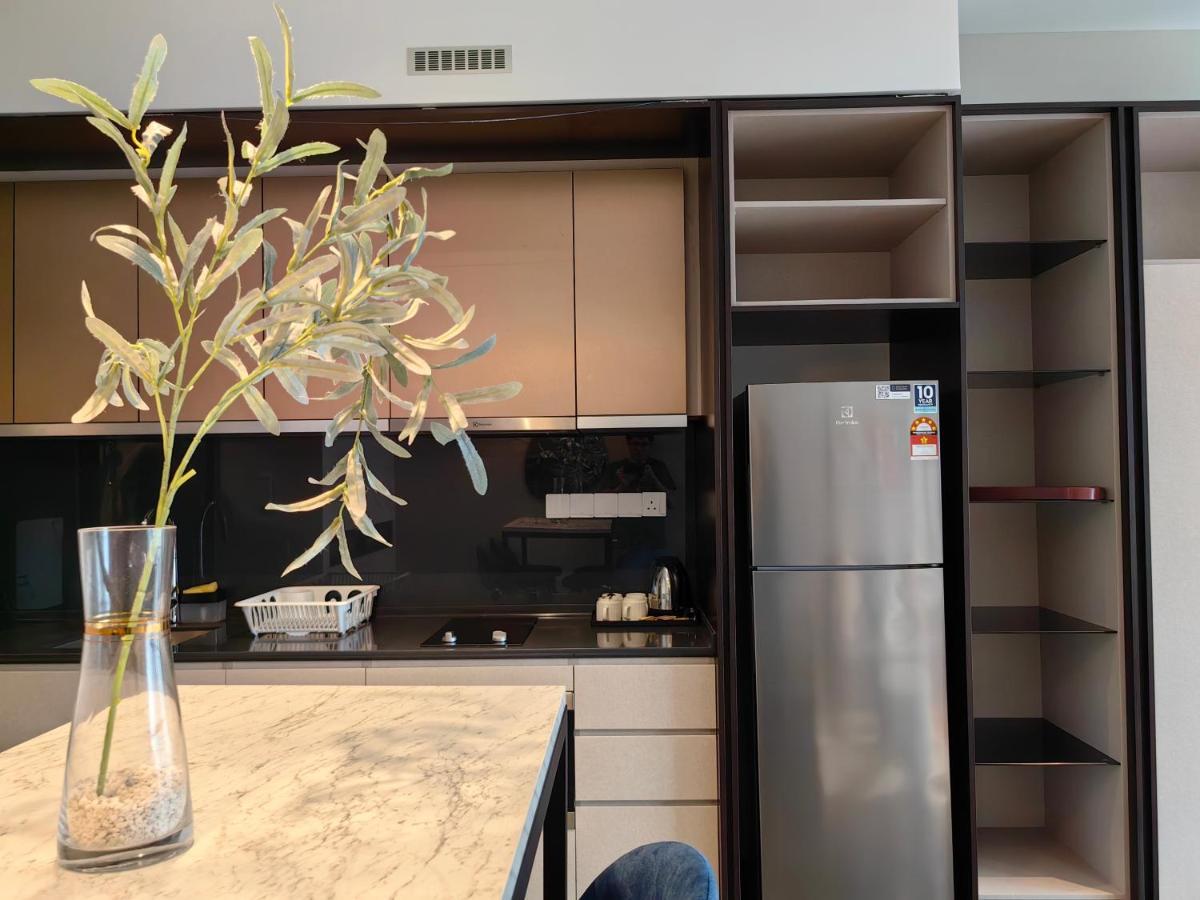 Scarletz Suites Klcc By De Harlequins Guesthouse Kuala Lumpur Esterno foto