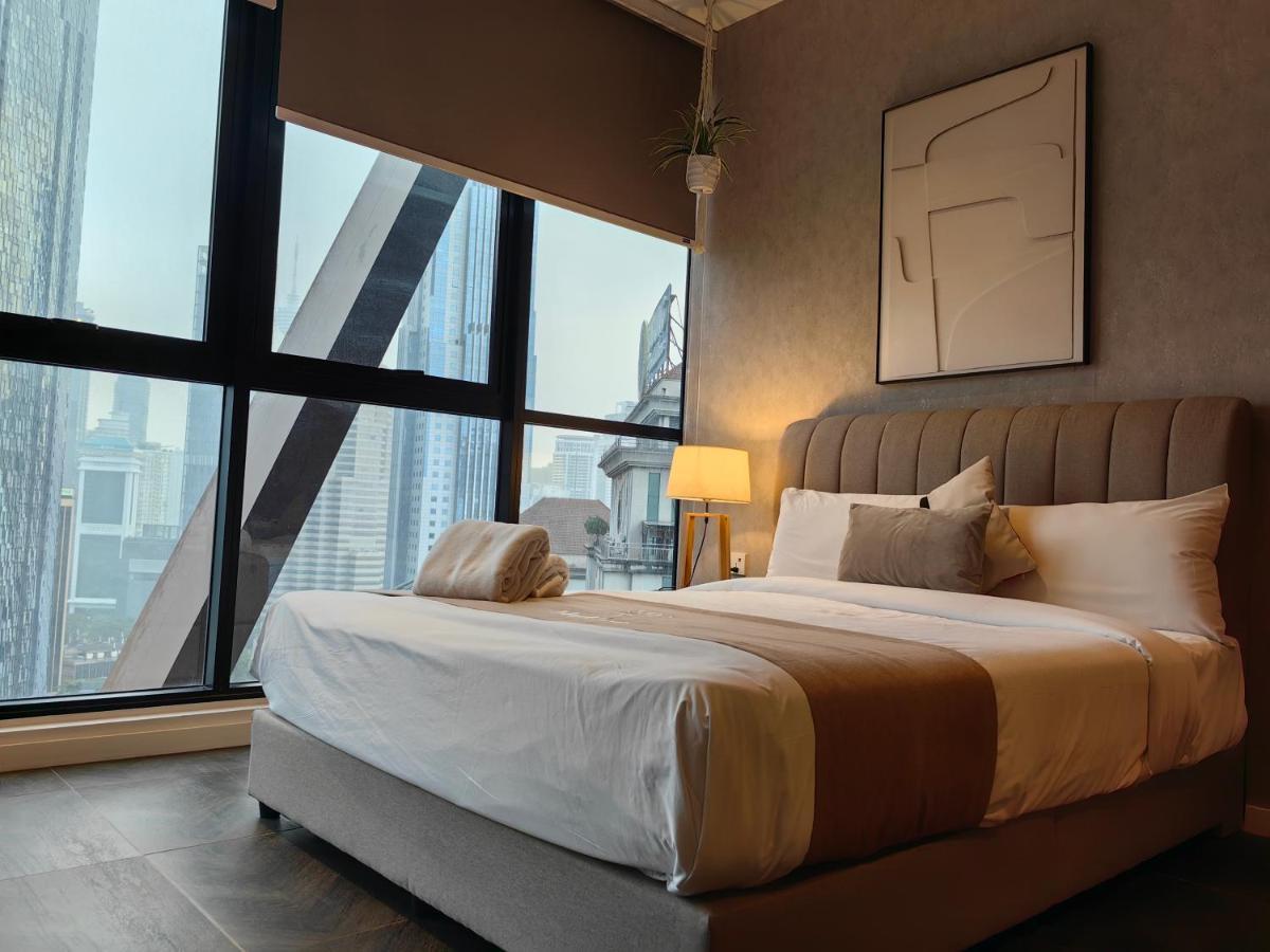 Scarletz Suites Klcc By De Harlequins Guesthouse Kuala Lumpur Esterno foto