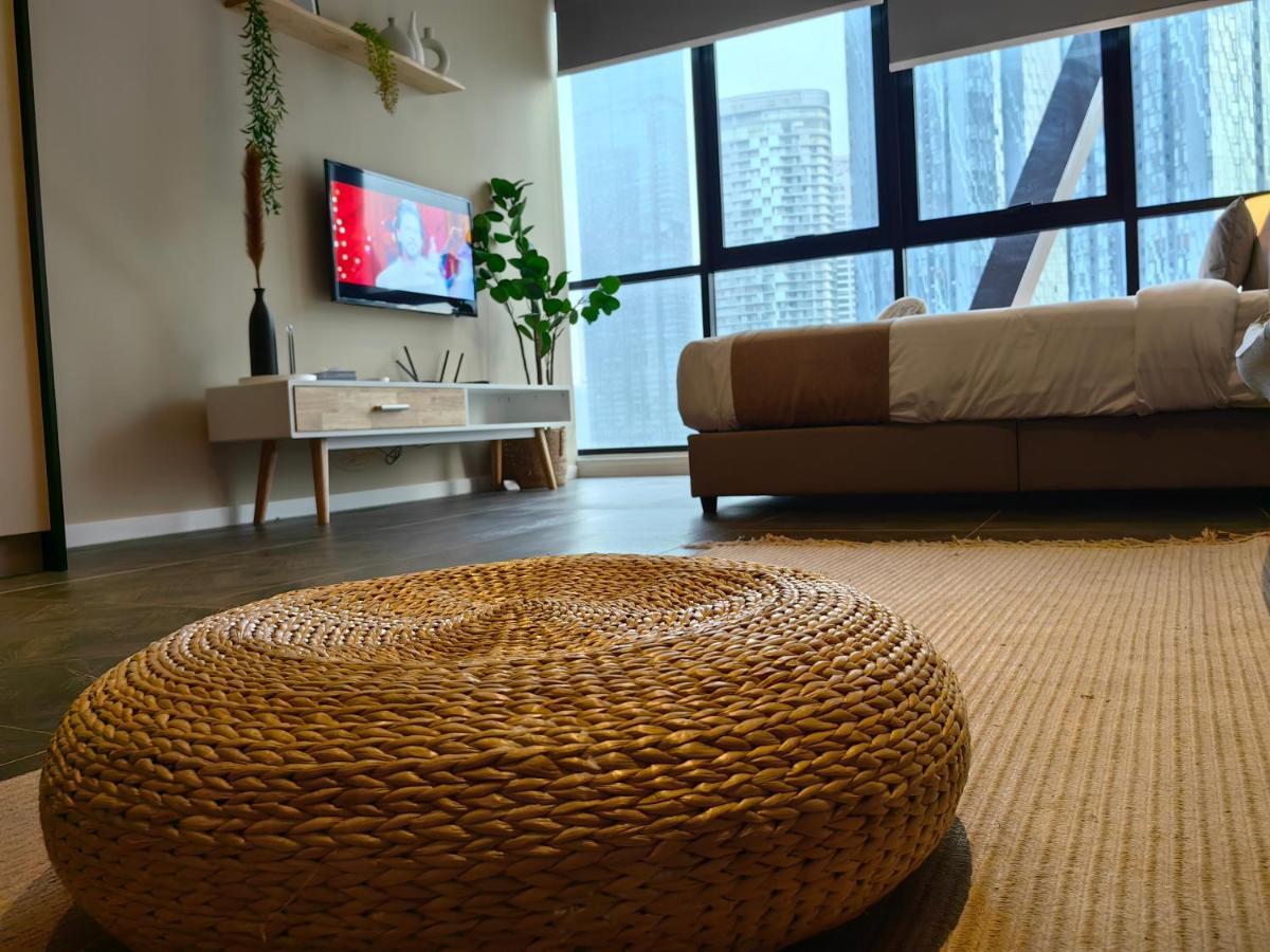 Scarletz Suites Klcc By De Harlequins Guesthouse Kuala Lumpur Esterno foto